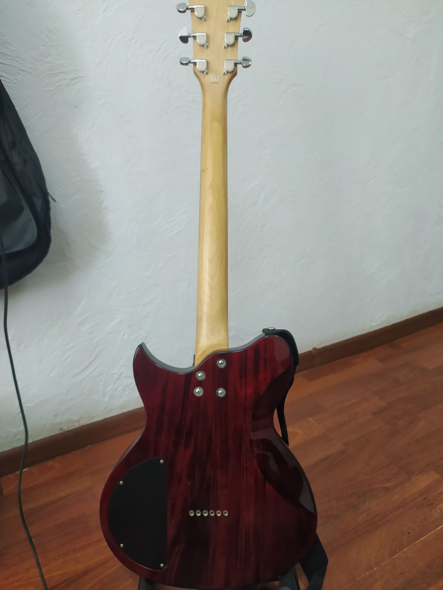 Електрогітара Washburn wi14 у гарному стані