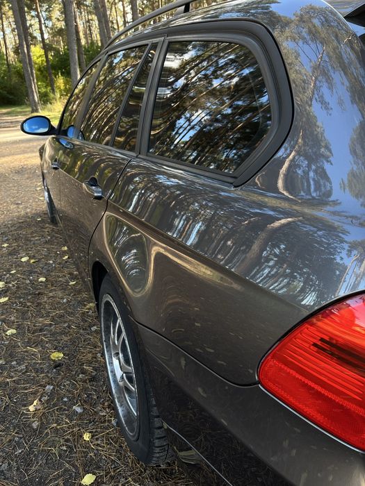 Продам BMW E91 320D N47