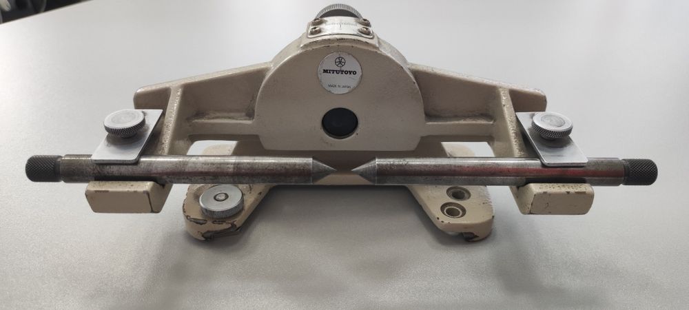 Uchwyt do projektora Mitutoyo  176-105