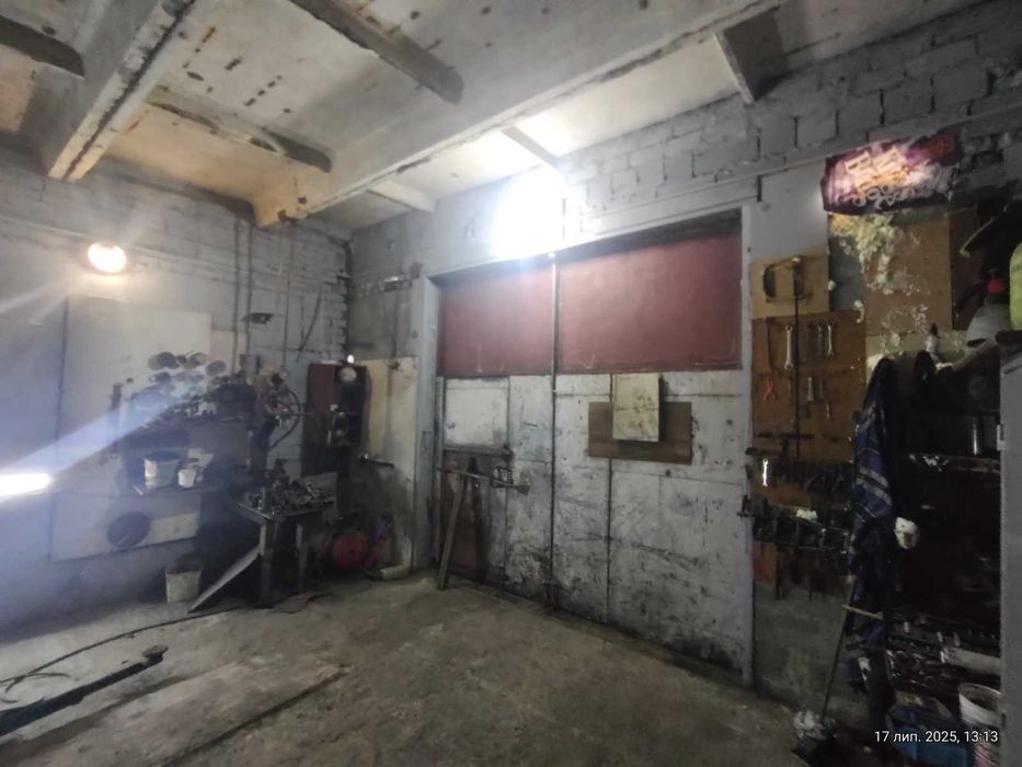 Гараж СТО Техстанція Великих ДВА сусідні Троєщина 11.60х11.40м 132квм