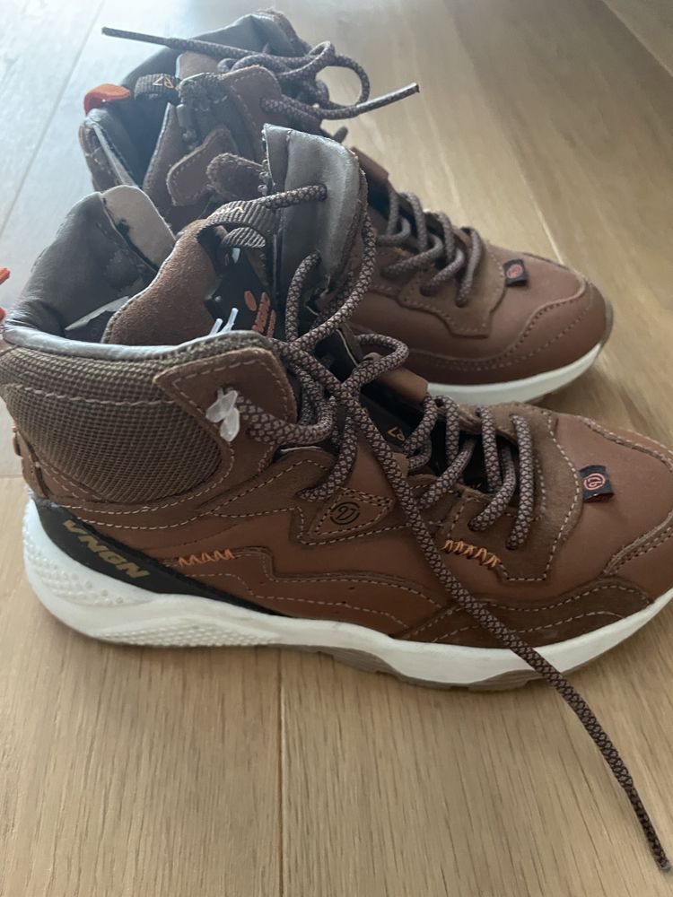 Buty 32 dziewczece nowe