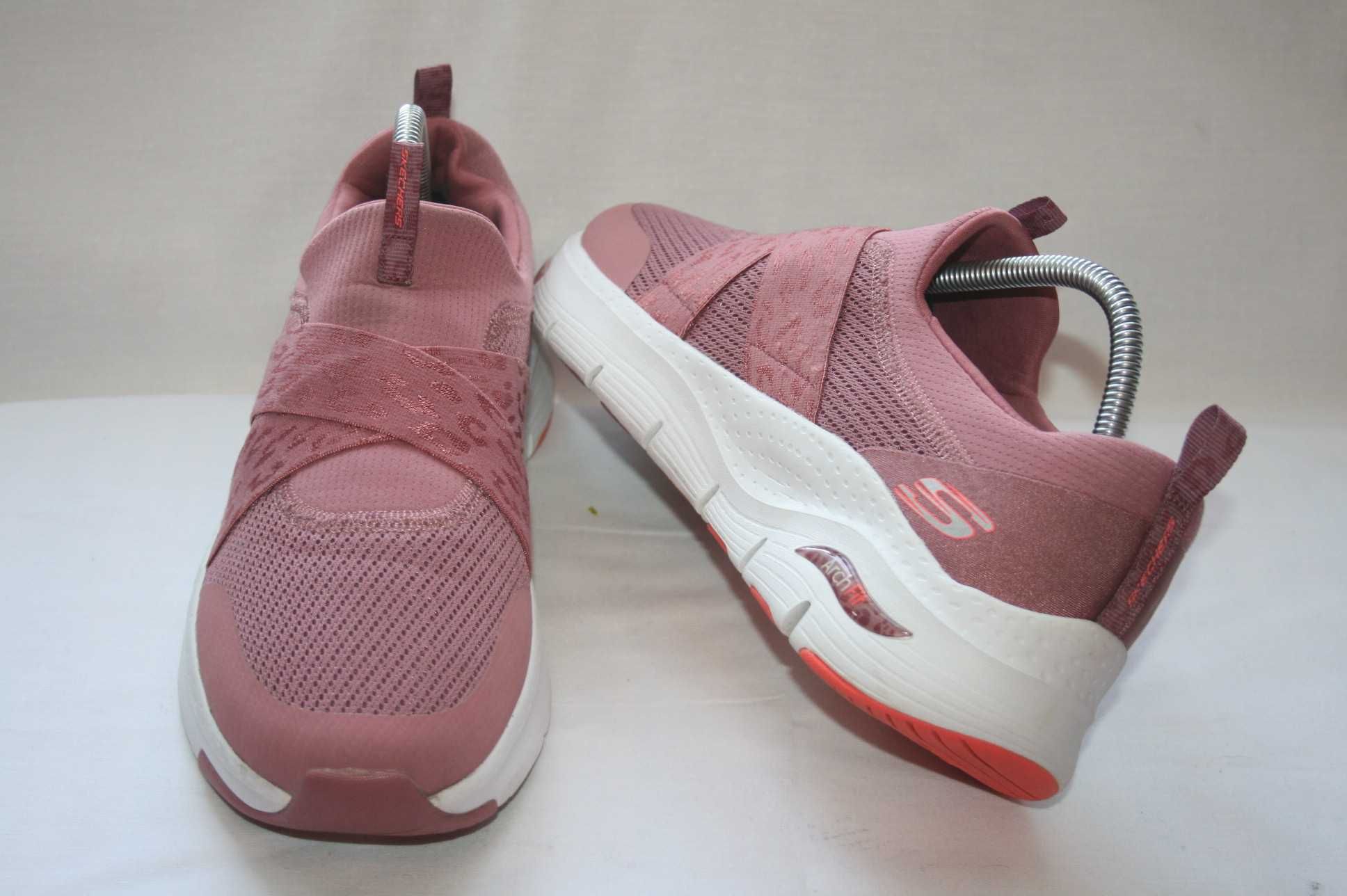 Мокасины жен.   Skechers  раз. 40 ст. 26.5 см.