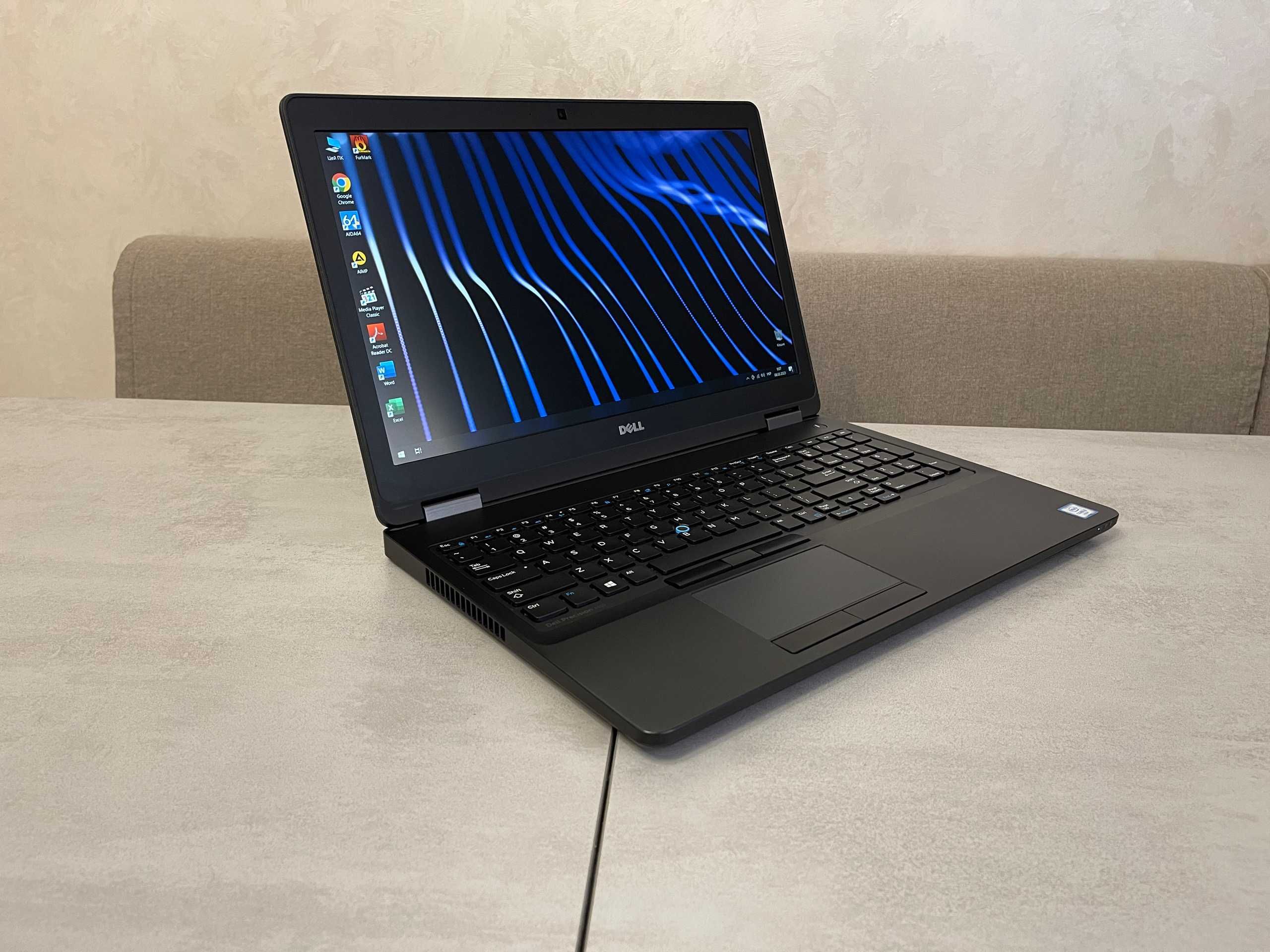 Dell Precision 3510 15,6" FHD IPS i5-6300HQ 16GB 256GB AMD FirePro 2GB