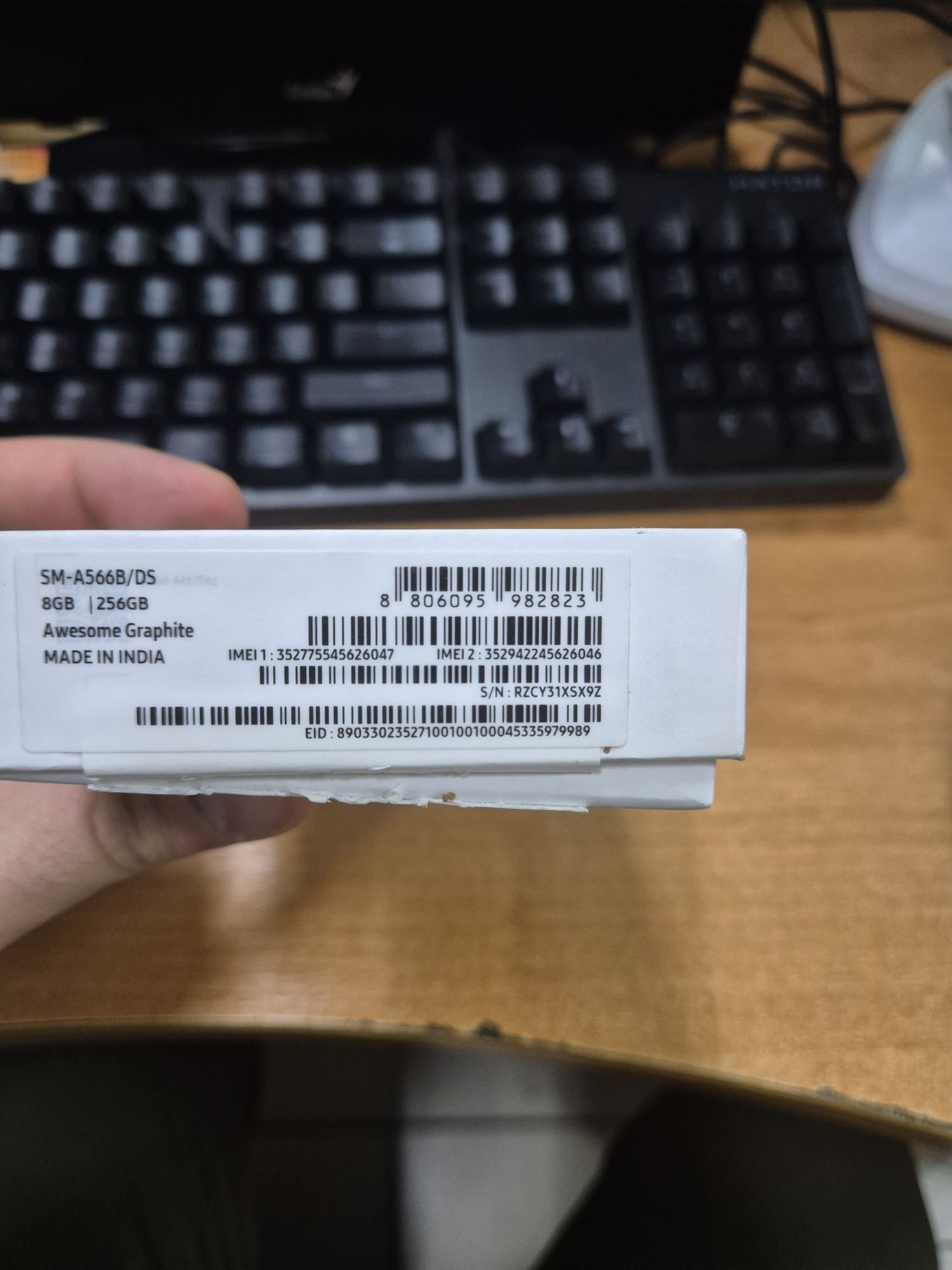 Продам Новый Samsung A56 8/256