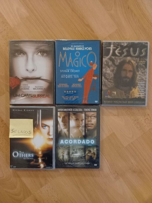 Dez DVDs diversos