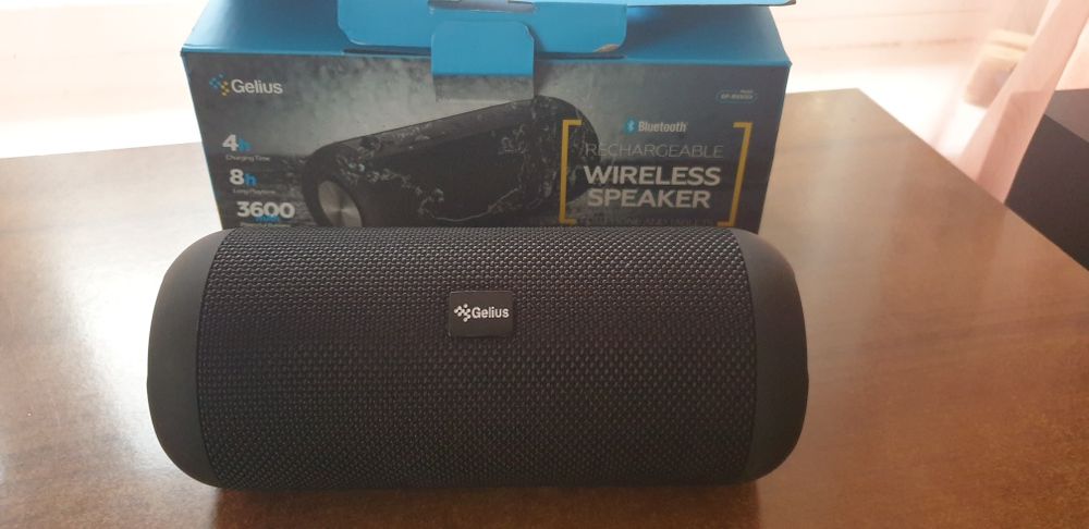 Колонка  BoomBox S