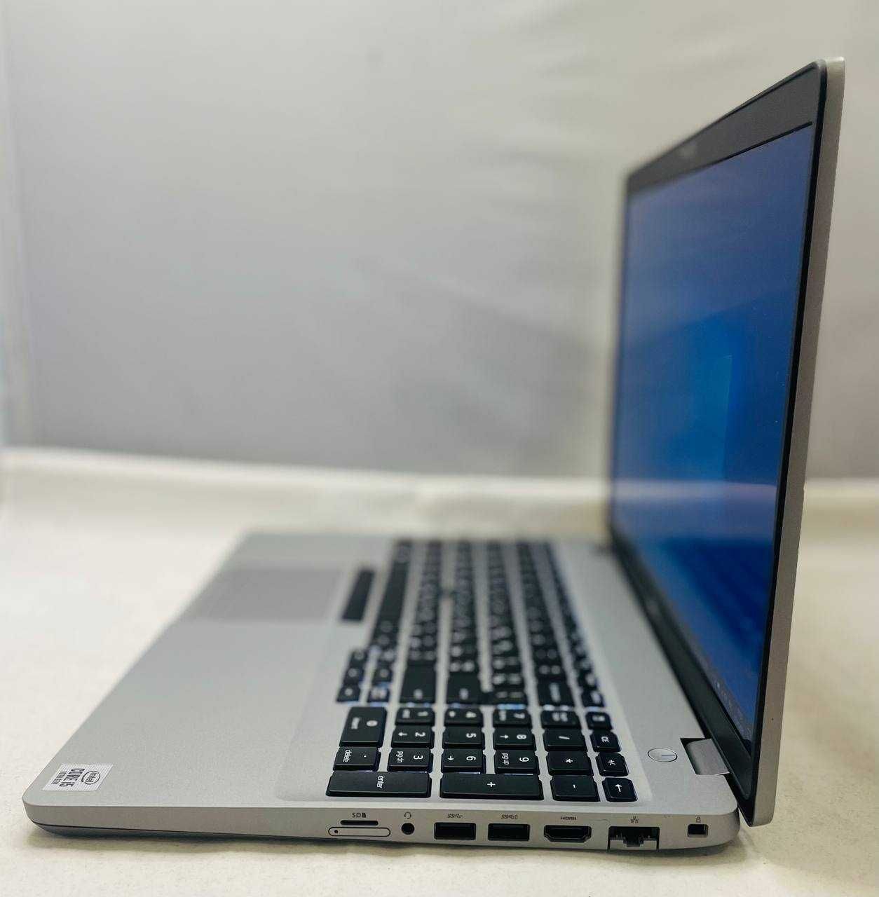 Ноутбук Dell 5511 / 15.6" FHD IPS / i5-10400H / 8GB DDR4 / 256GB SSD