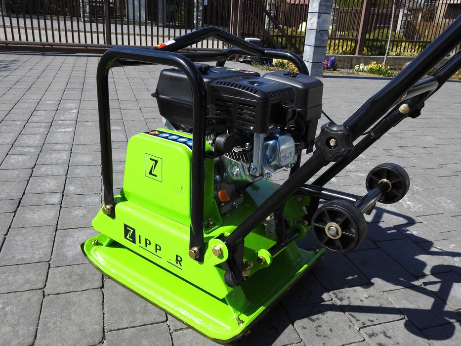 Zagęszczarka wynajem do kostki brukowej kruszywa, 140zł za dzień, guma