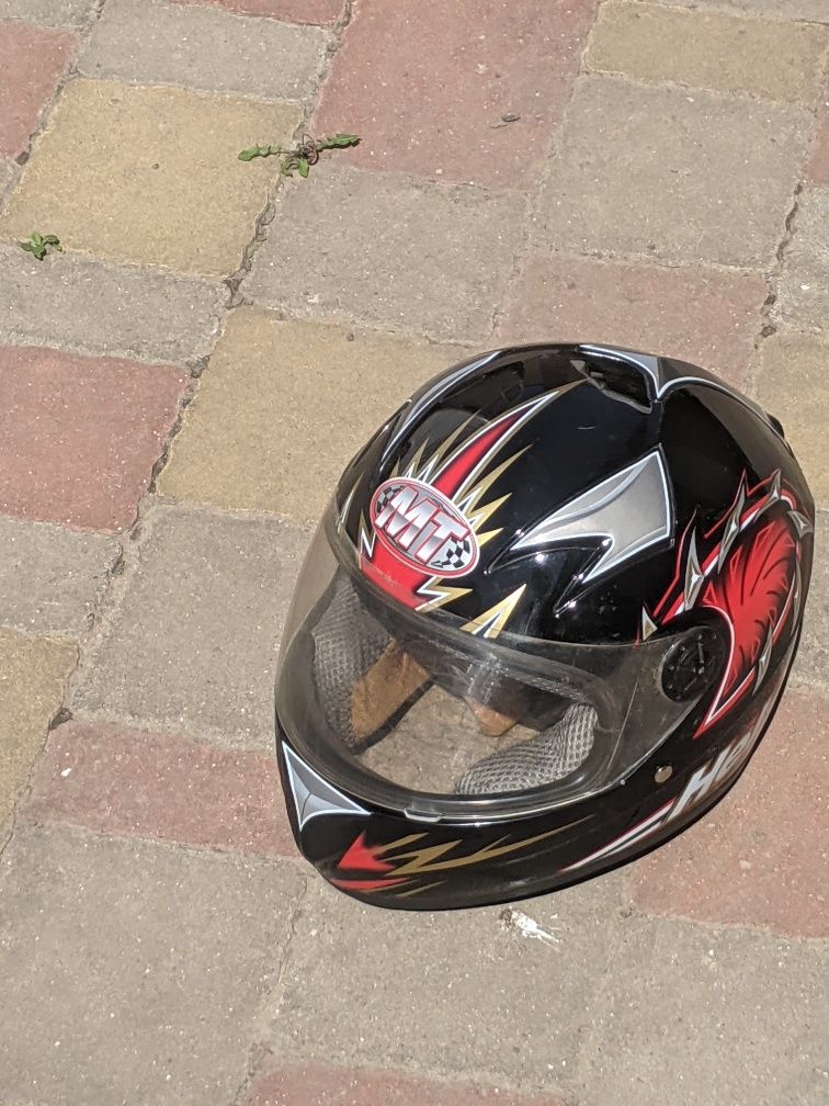 Продам шолом Helmet