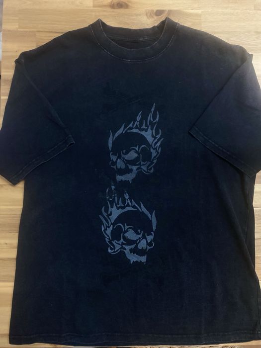 T - shirt algodão 100% com estampa caveita, estilo descontraido