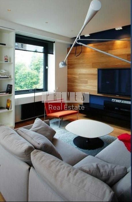 Продаж дизайнерської 2к квартири, вул. Заньковецької, 5/2, Хрещатик