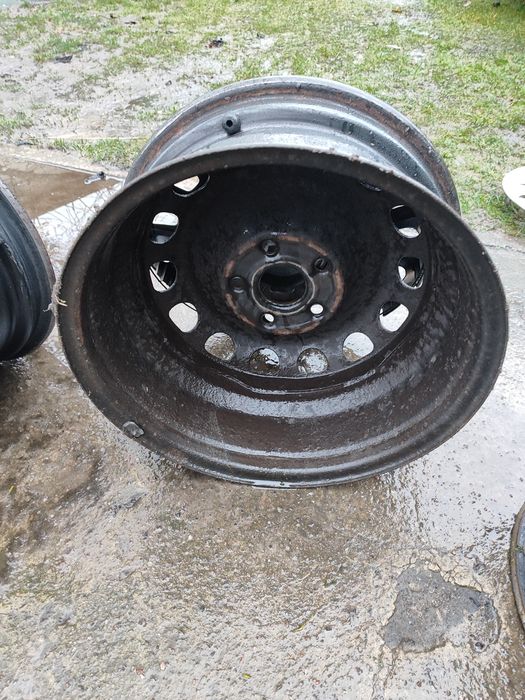 Продам комплект желізних дискив R16 5.112.