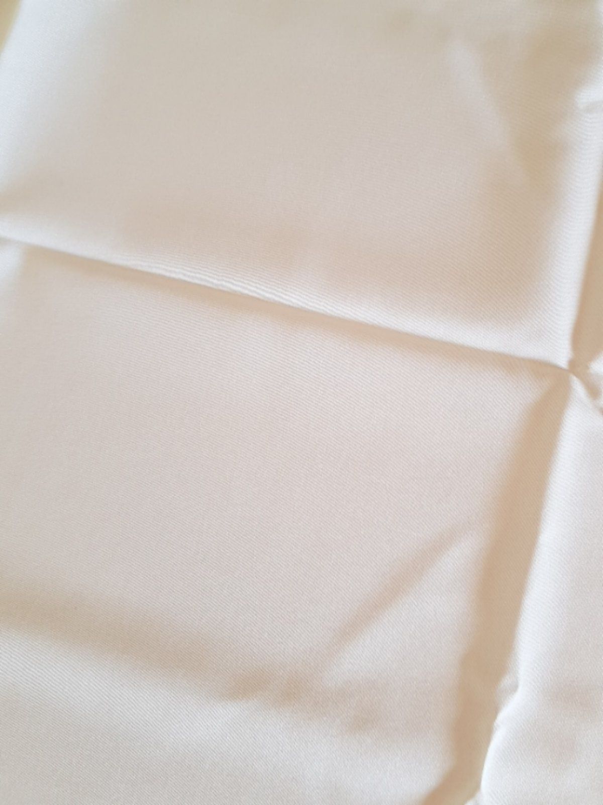 Відріз тканини на блузку