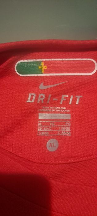 Camisolas de futebol e baseball