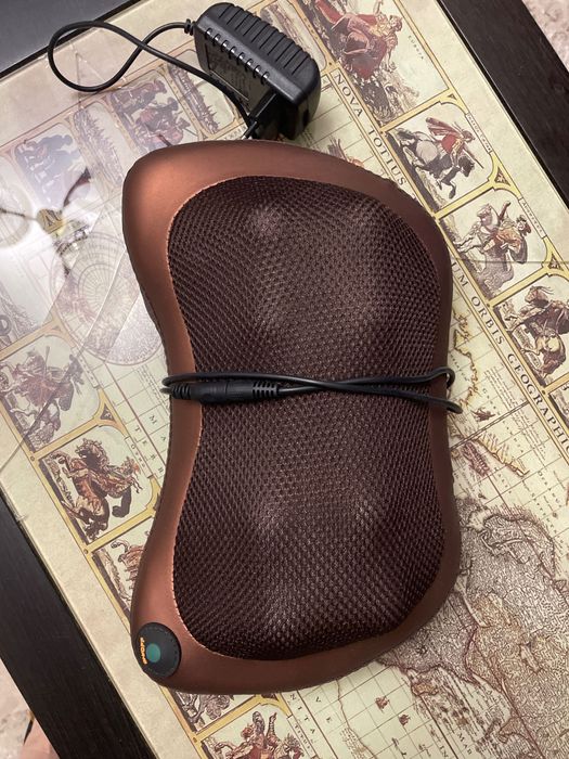 Масажна подушечка