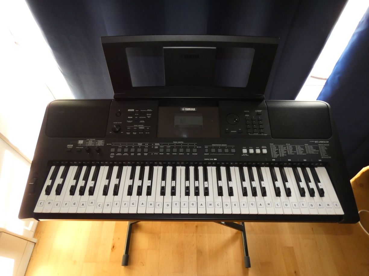 Yamaha PSR-463 keyboard
