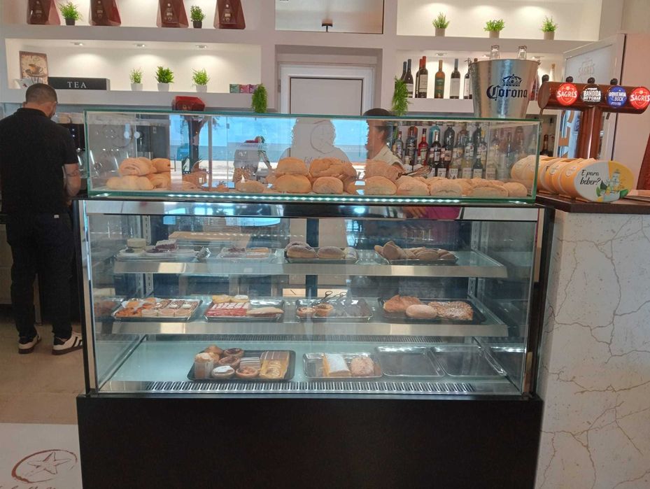 vitrines pastelaria / cafe