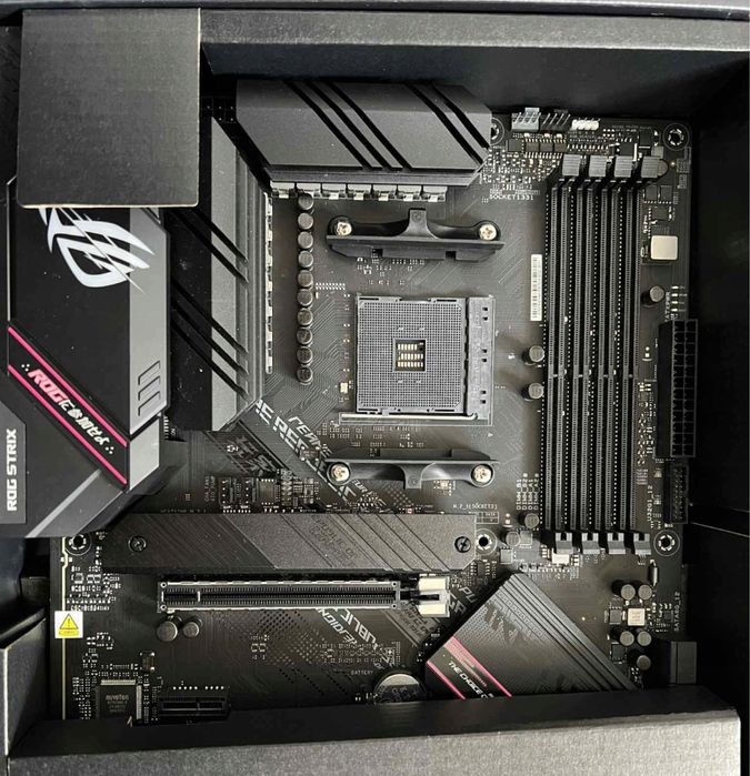 Płyta Główna Asus Rog Strix B550-F Gaming Wifi Ii
