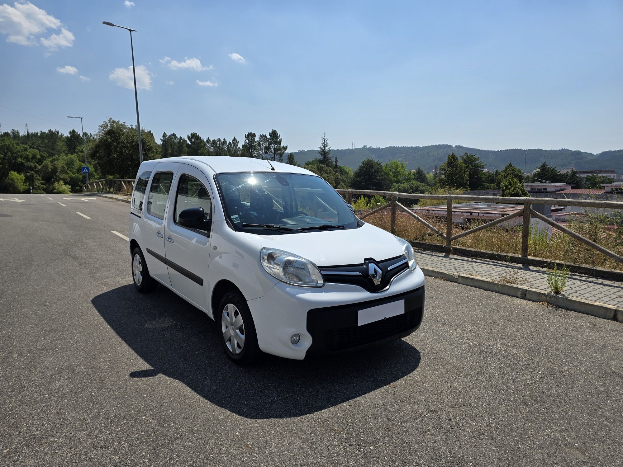 Renault Kangoo 5 Lugares 1.5 DCI Dynamique S Nacional 1 Dono