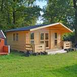 Drewniany domek letniskowy  WEEKEND 25 + 8 M2