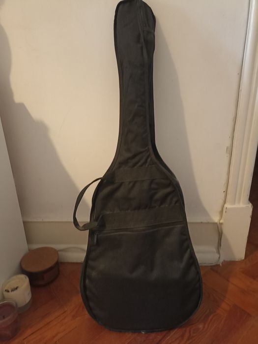 Viola clássica em óptimo estado