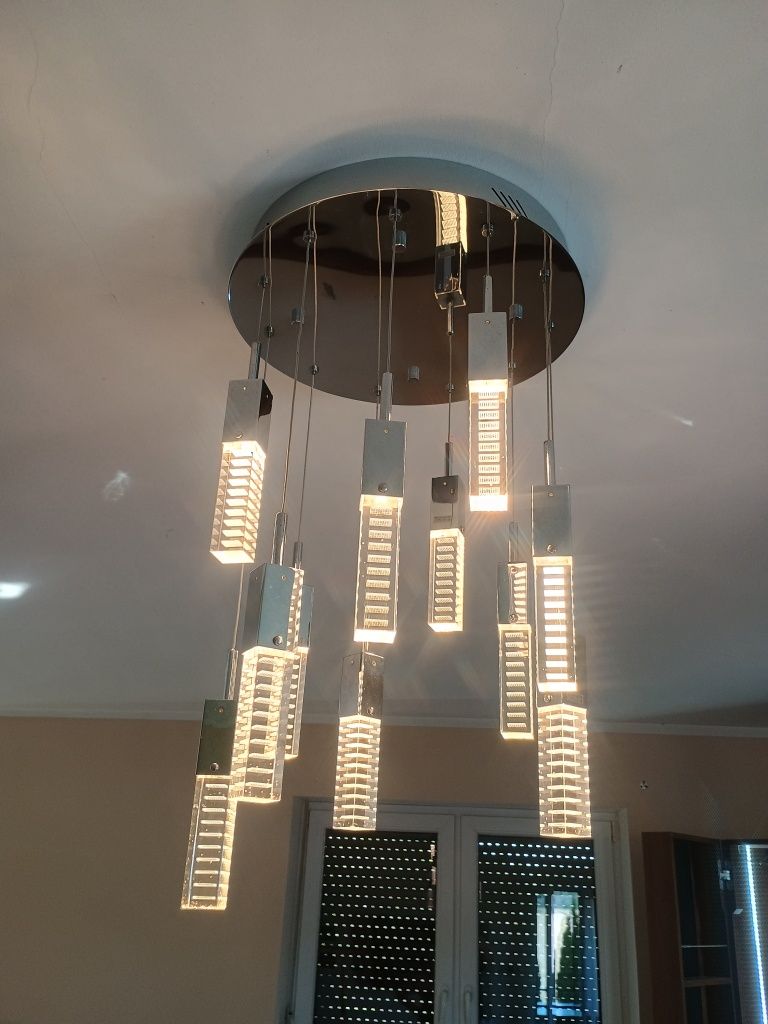 żyrandol lampa salon