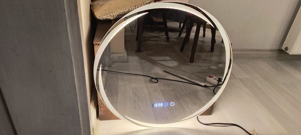 Lustro łazienkowe LED / zegarek / nowe!