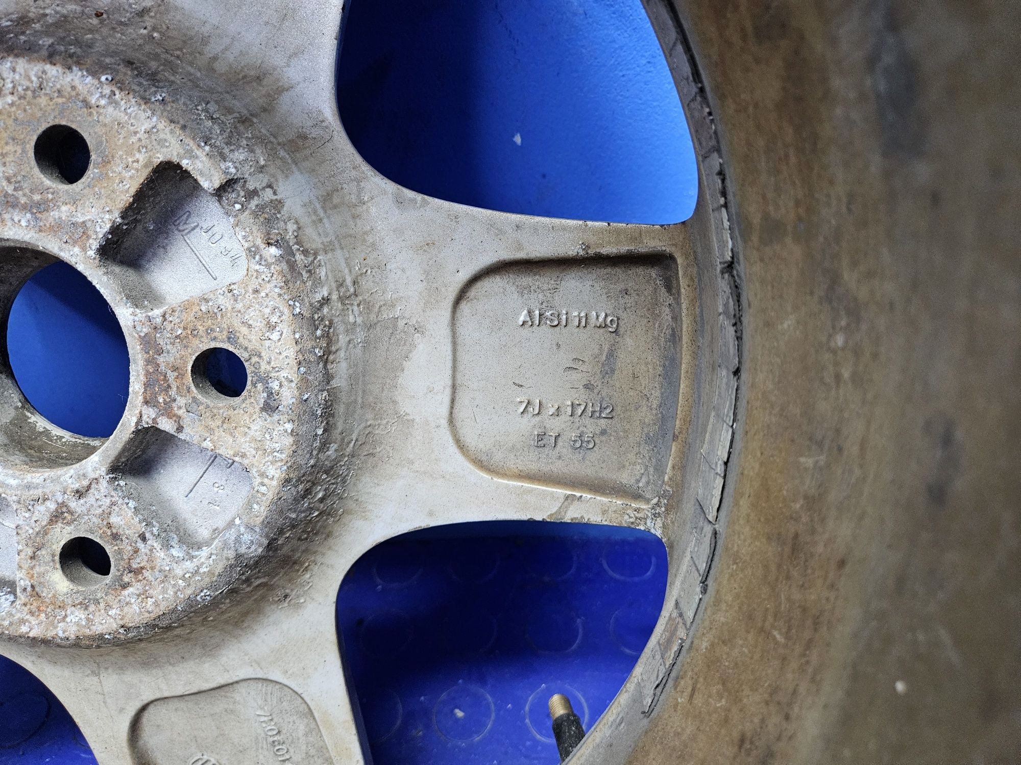 FELGA aluminiowa 17" VOLKSWAGEN T5 VW 7.0" 5x120 ET 55 oryginał