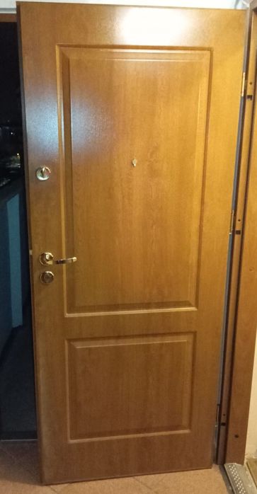 Drewniane drzwi zewnętrzne