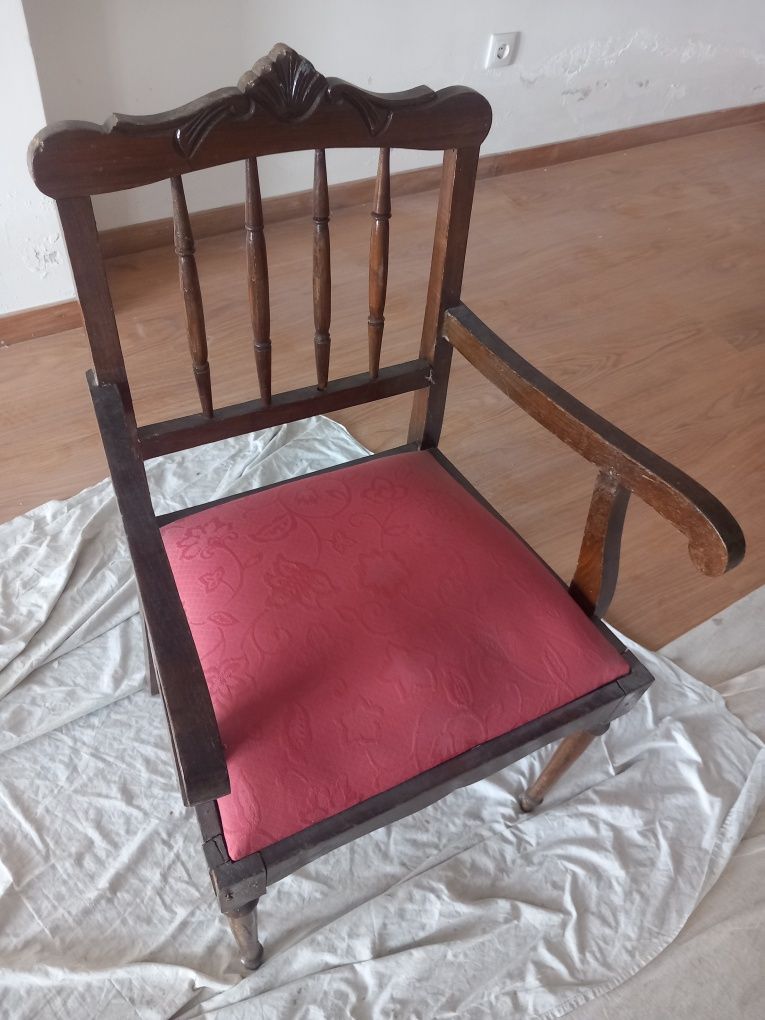 Cadeiras  antigas