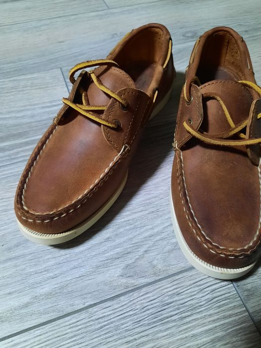 Чоловічі шкіряні мокасини