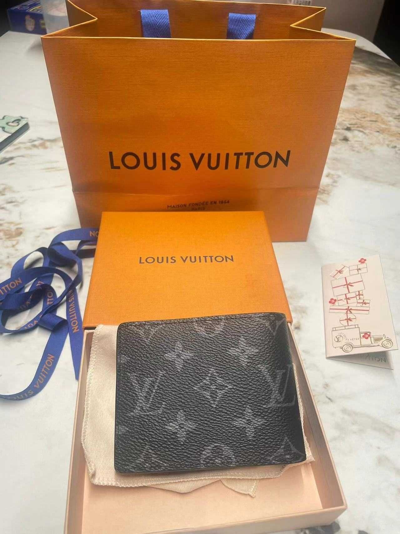 Męski portfel w stylu retro Louis Vuitton dla osób z prezbiopią