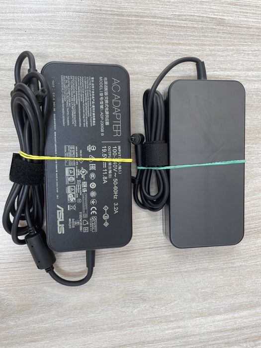 Оригінальні потужні блоки живлення під ігрові ноутбуки.