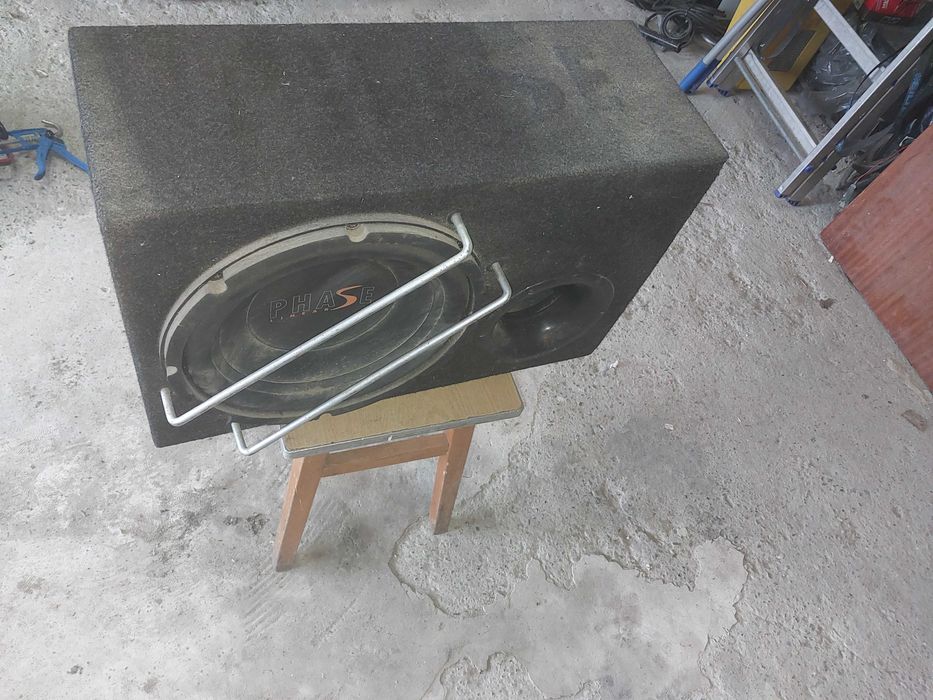 Wzmacniacz Hifonics Zeus ZX6400 razem z Tuba Basowa 500W