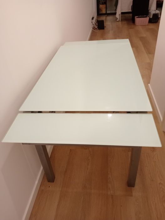 Mesa de sala de vidro