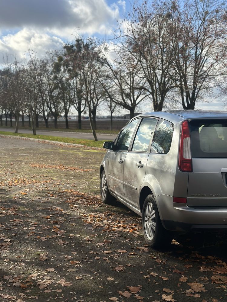 Автомобіль машина Ford focus C-MAX