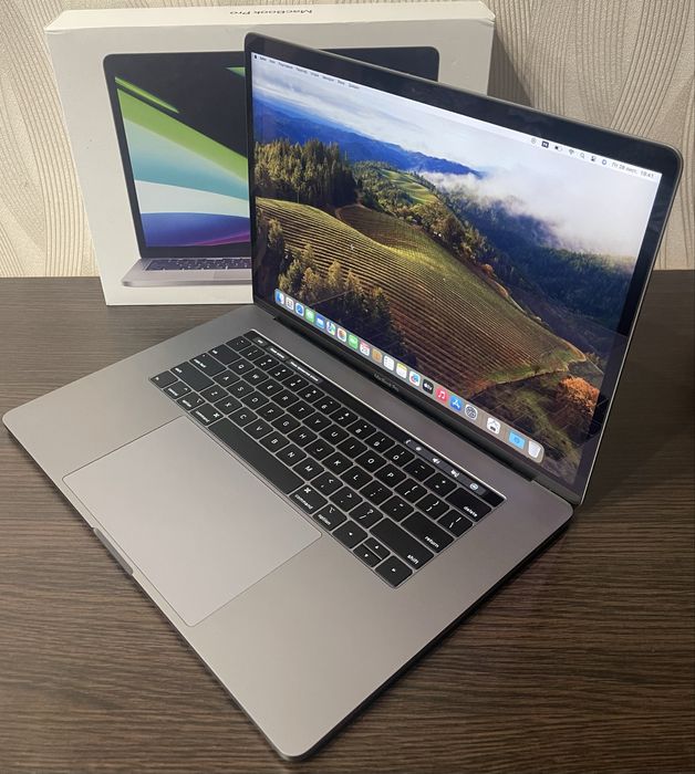 Apple MacBook Pro 15” (A1990) 2019р — i7 9750H / 32GB / 512GB /4GB