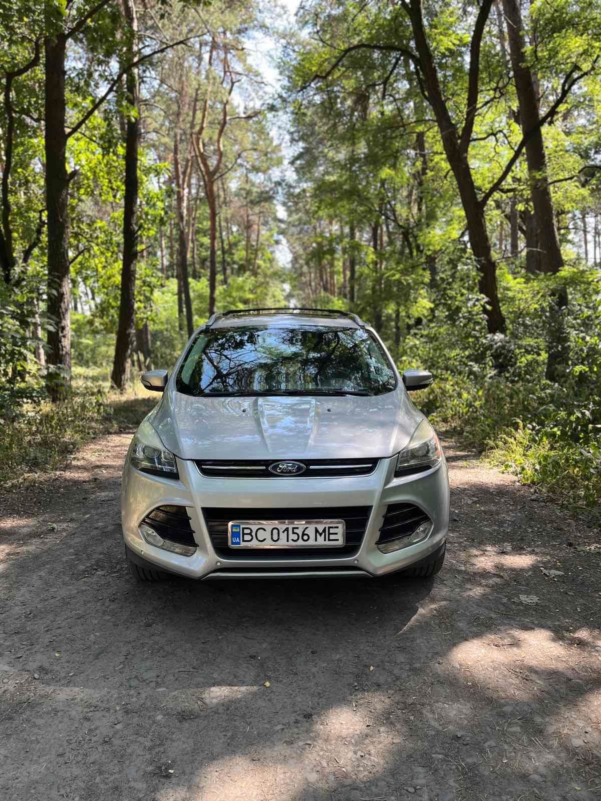 Авто Ford Escape 2014 Titanium
