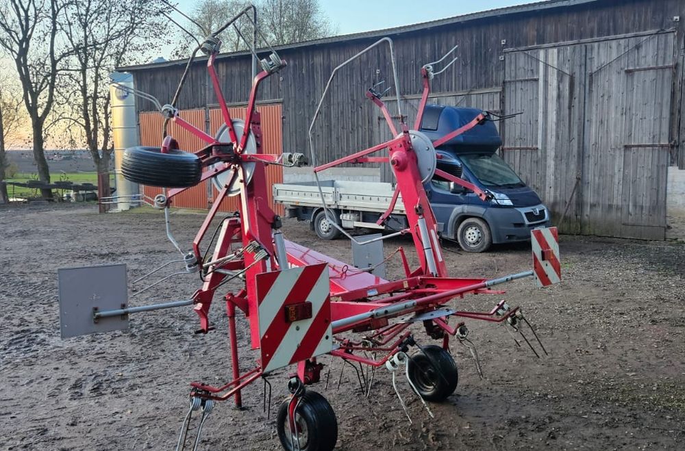 Przetrząsarka JF-STOLL Z-585 PRO (Krone, Kuhn)