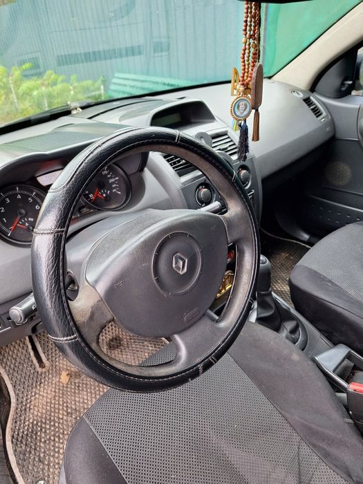 Рено меган 2.   2007рік. 1,4.  16