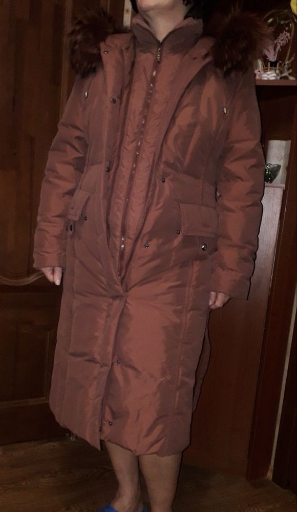 Пальто пухове жіноче