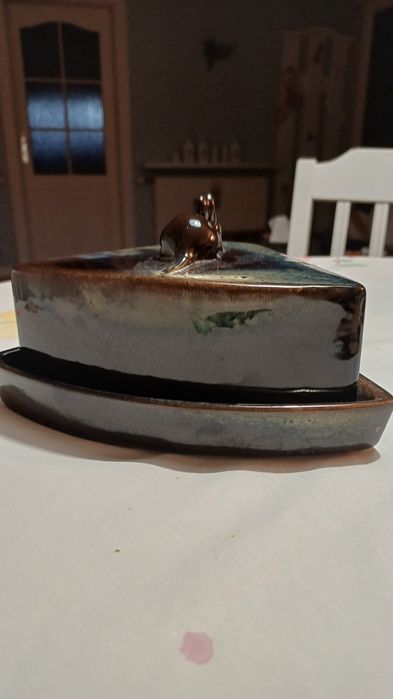 Ceramiczny  pojemnik na ser