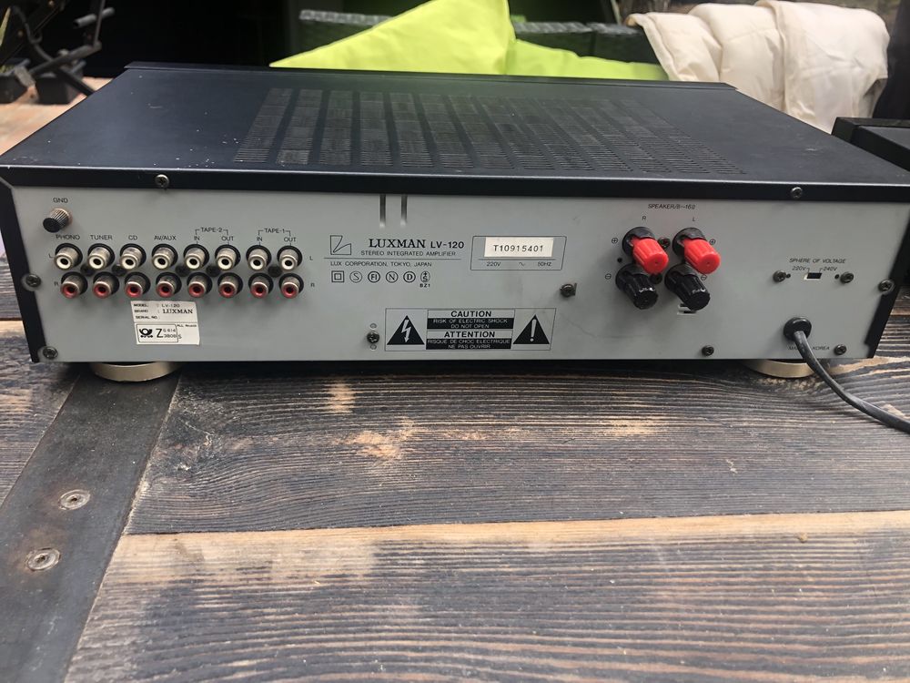 Wzmacniacz LUXMAN LV-120