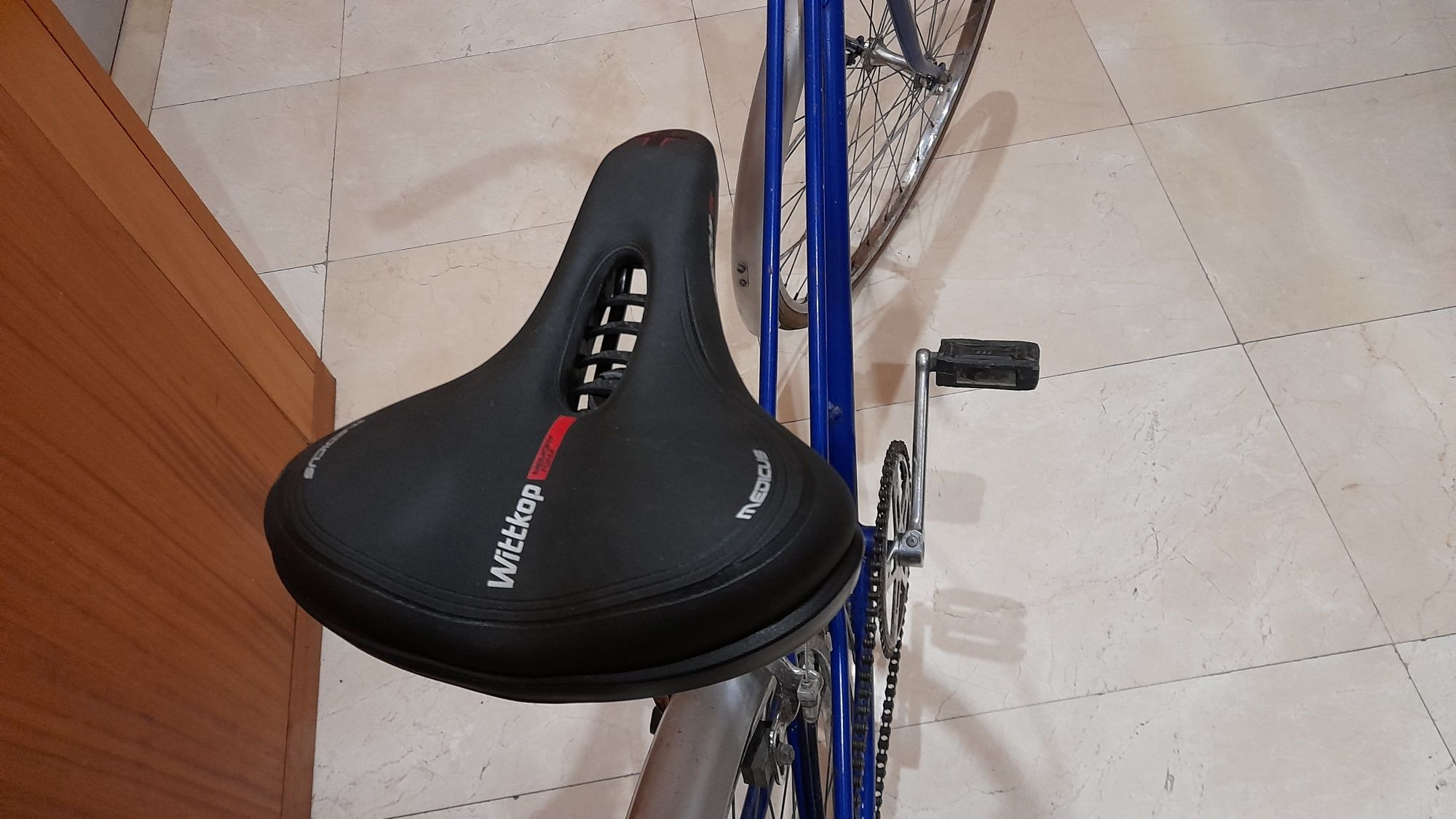 Bicicleta clássica mulher