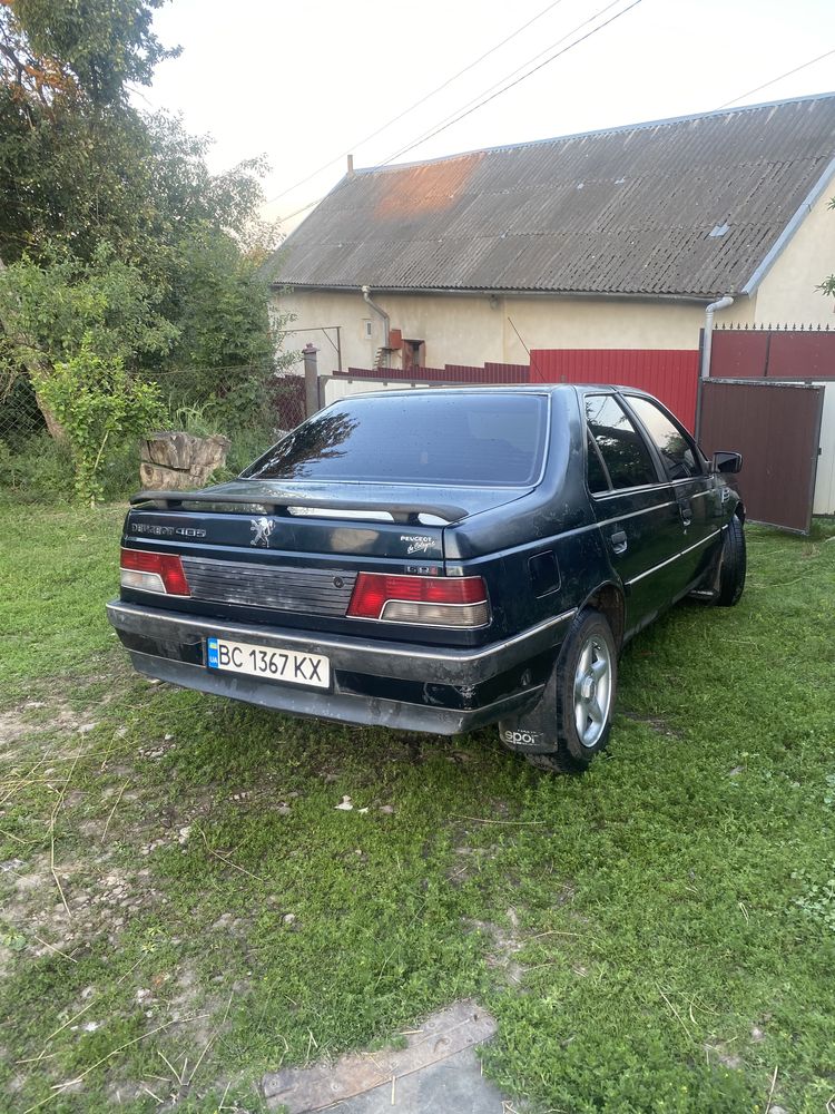 Продам   Пежо   405