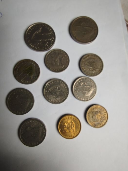 Moedas antigas  Portugal e EUA