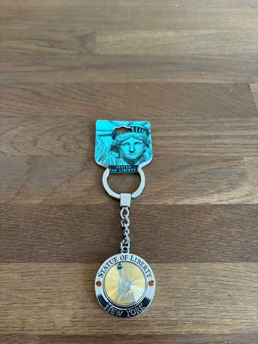 Brelok ze Statuą Wolności z Nowego Jorku ze spinnerem
