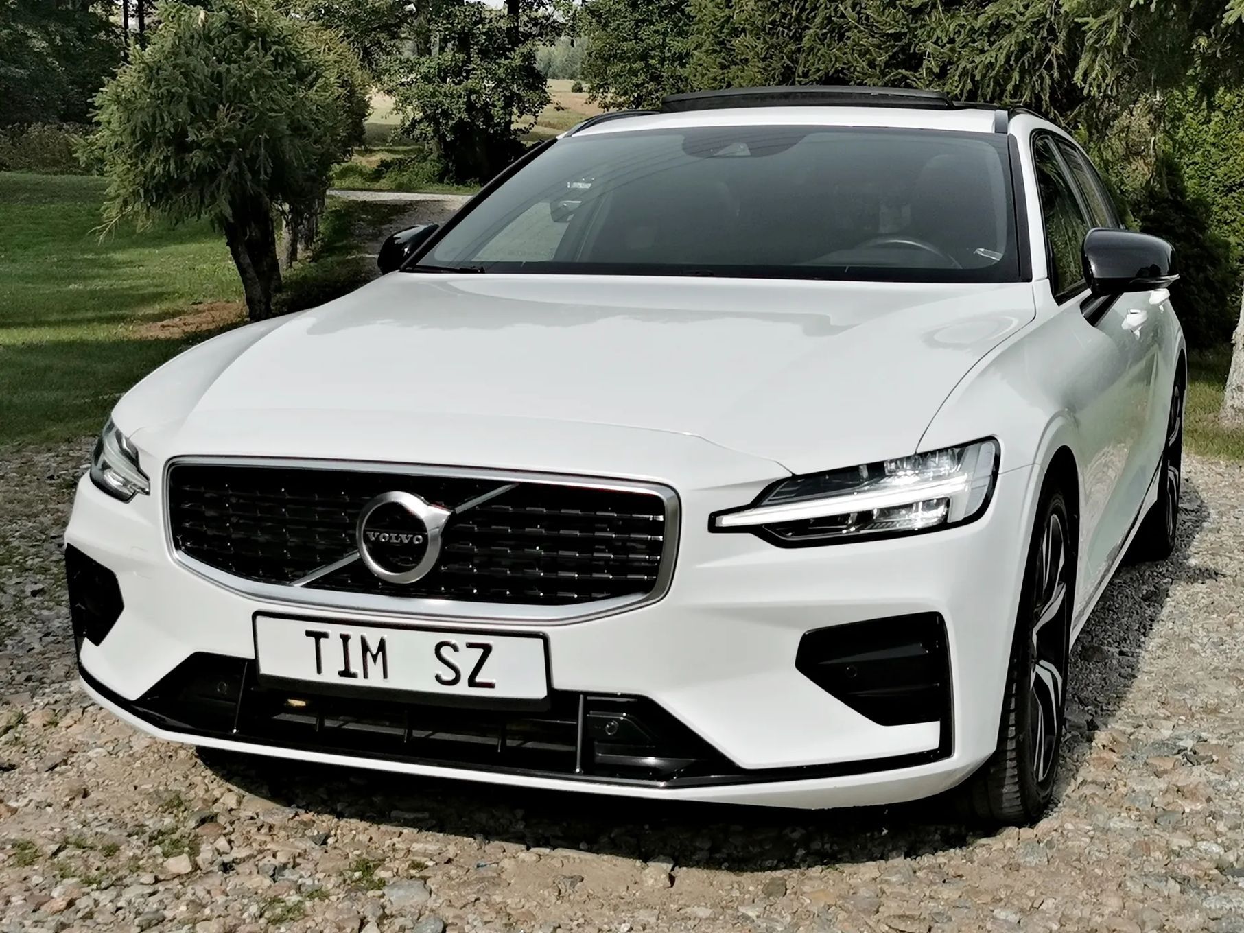 Volvo V60 _ R-DESIGN_ WENTYLOWANE Fotele_ PANOramaDACH_ Masaże_ Head-UP_