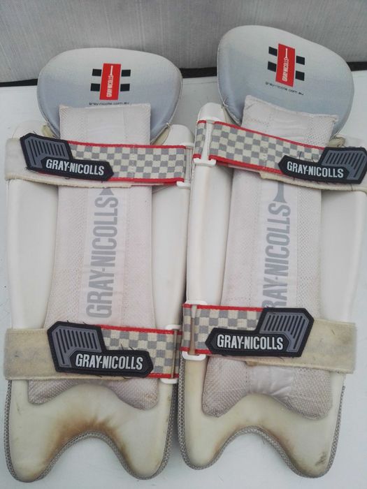ochraniacze nagolenniki nakolanniki do gry w krykieta GRAY-NICOLLS