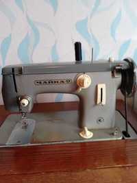 Швейна машина "Чайка-2" з ножним приводом та столом-тумбою
